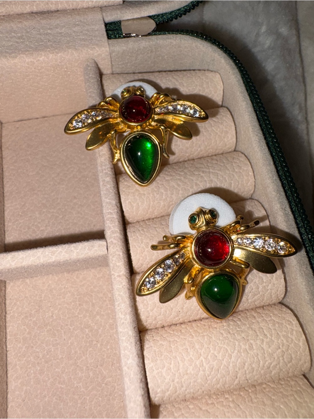 Kovonchy Gold Tone Bee Earrings w/case